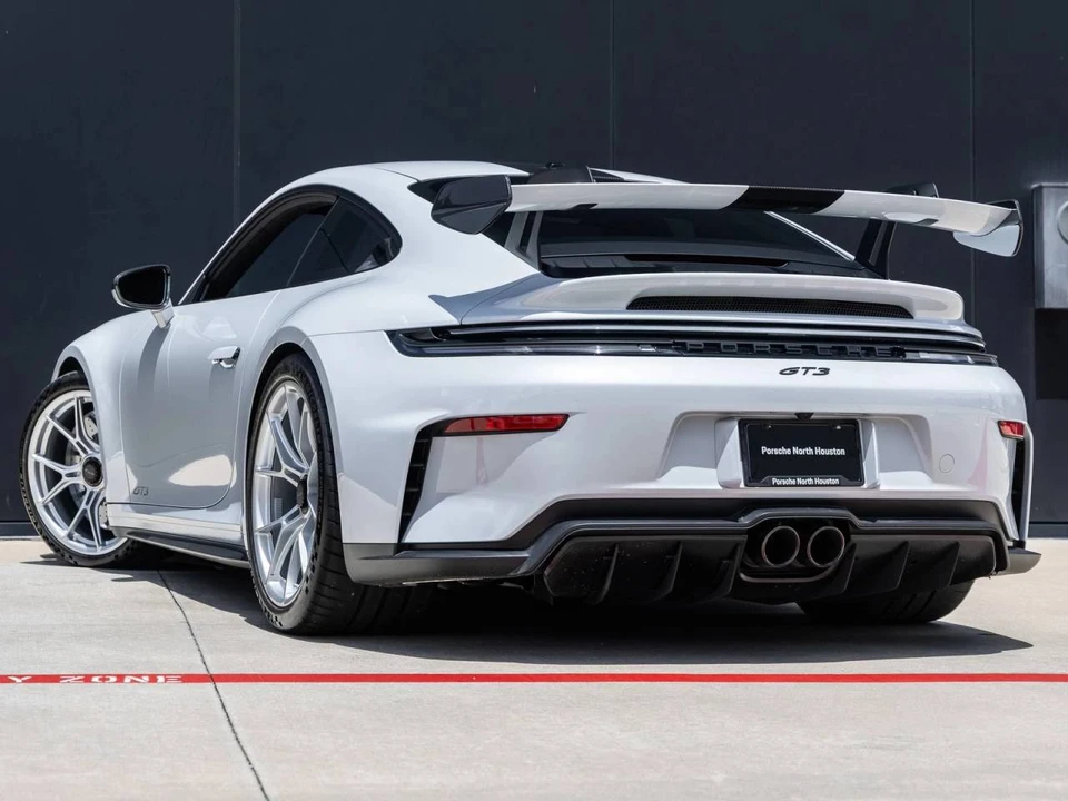 2026 Porsche 992 GT3 - Image 3 of 4