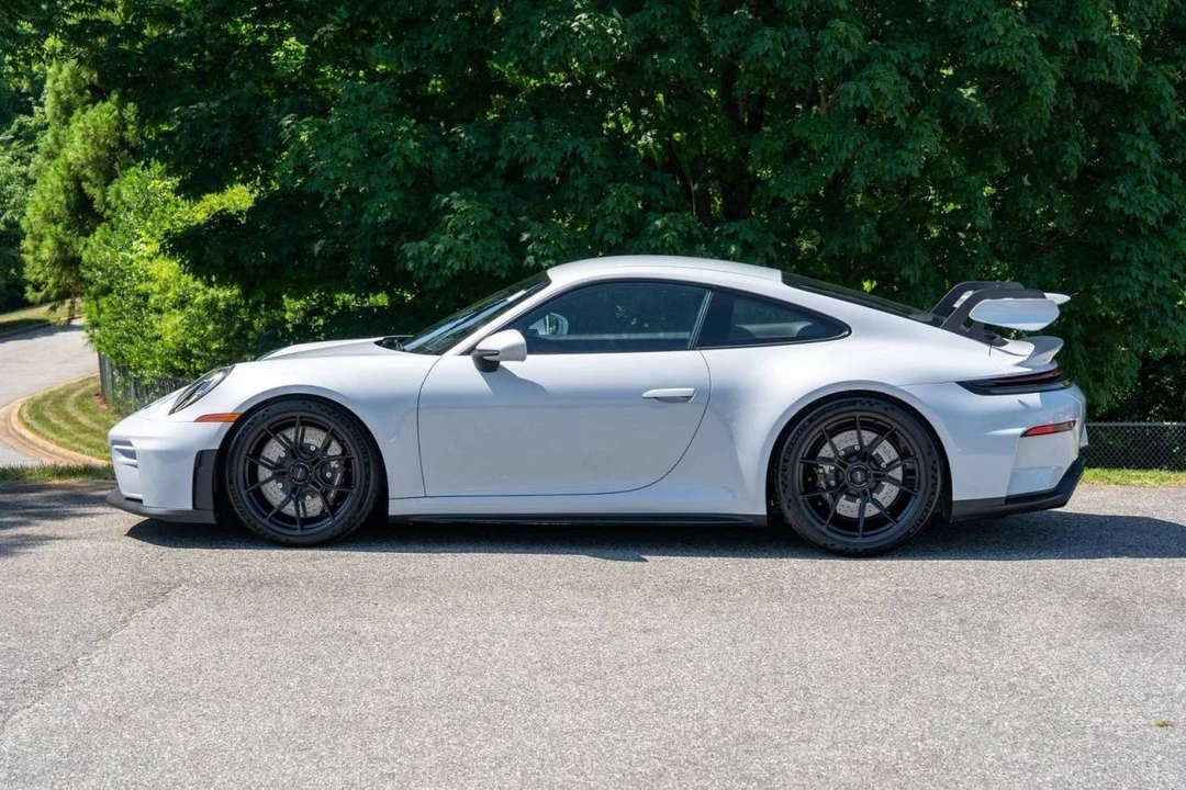 2026 Porsche 992 GT3 - Image 3 of 5