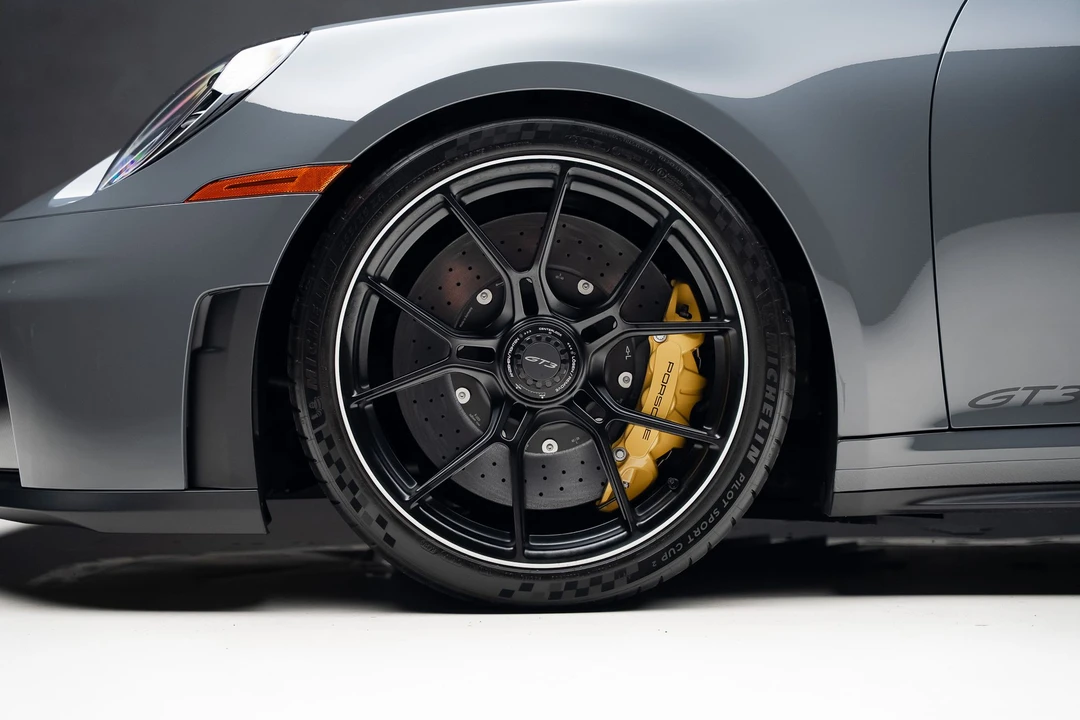 2026 Porsche 992 GT3 - Image 21 of 31