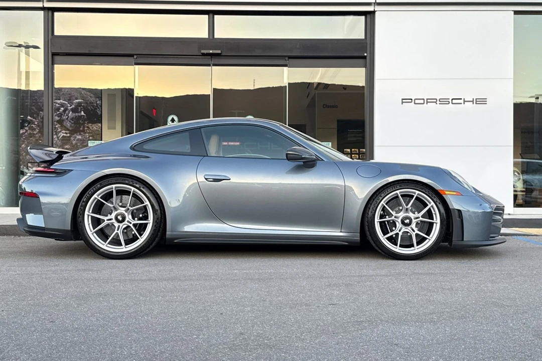 2026 Porsche 992 GT3 - Image 9 of 21