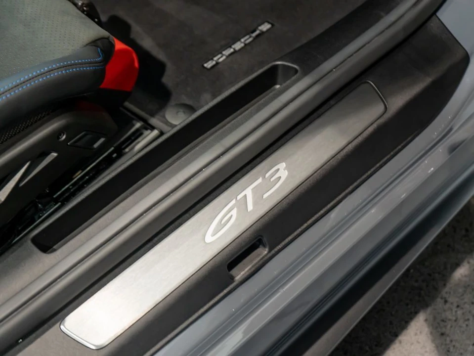 2026 Porsche 992 GT3 - Image 23 of 31