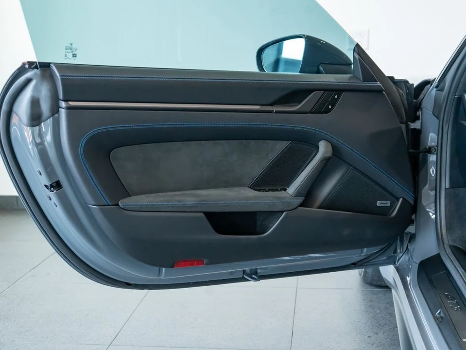 2026 Porsche 992 GT3 - Image 13 of 31