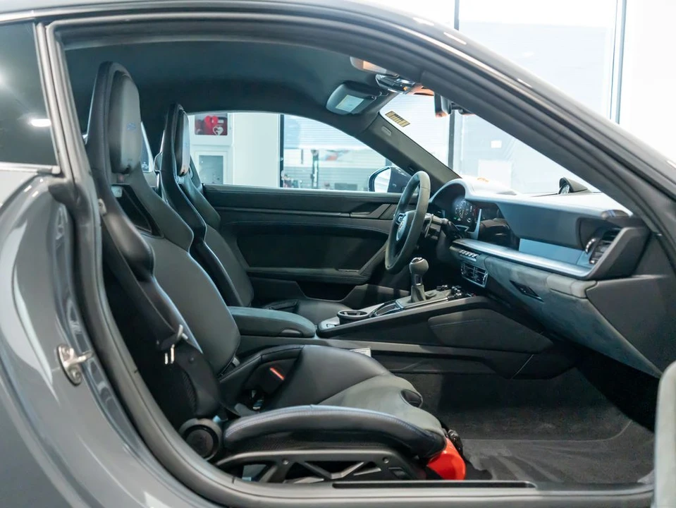 2026 Porsche 992 GT3 - Image 25 of 31
