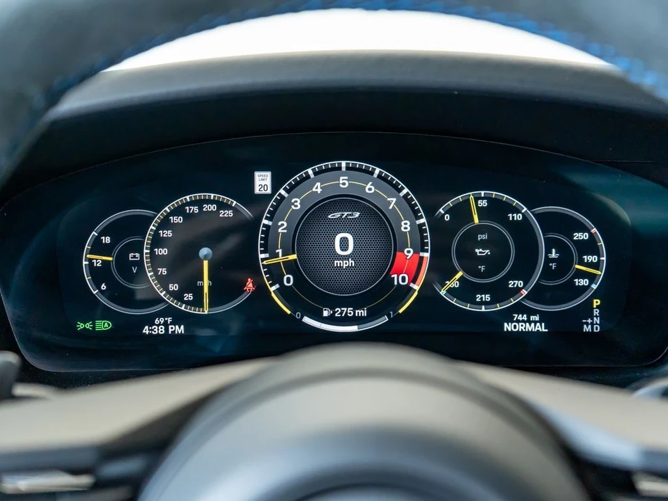 2026 Porsche 992 GT3 - Image 18 of 31