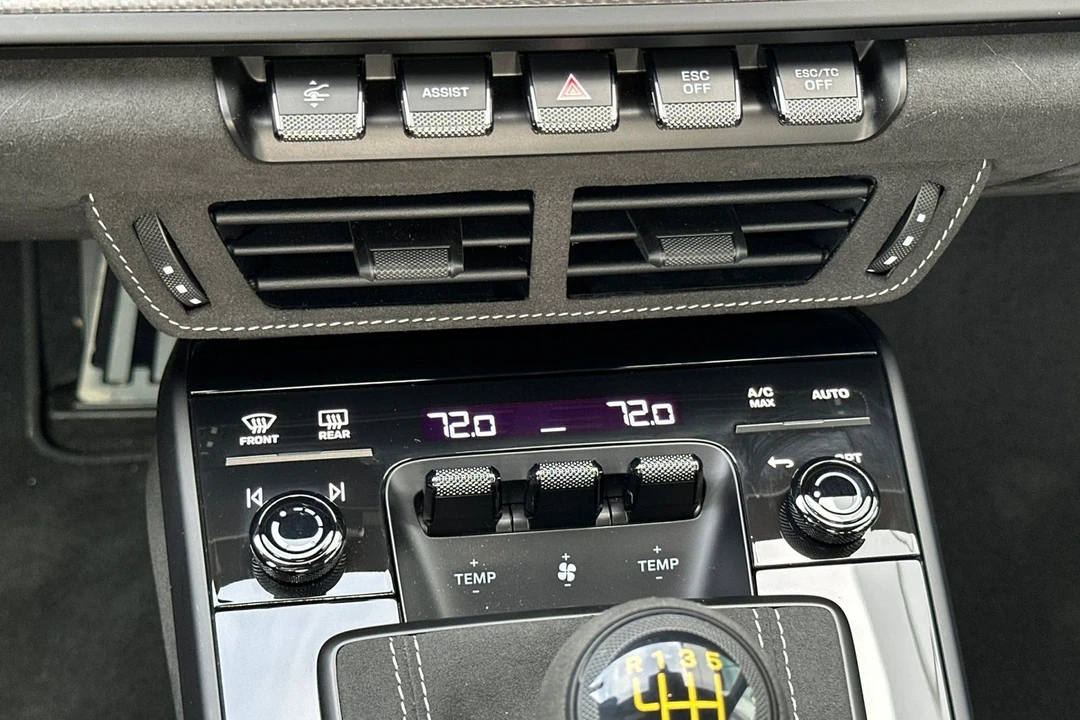 2026 Porsche 992 GT3 - Image 24 of 31