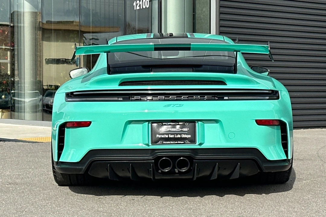 2026 Porsche 992 GT3 - Image 7 of 31