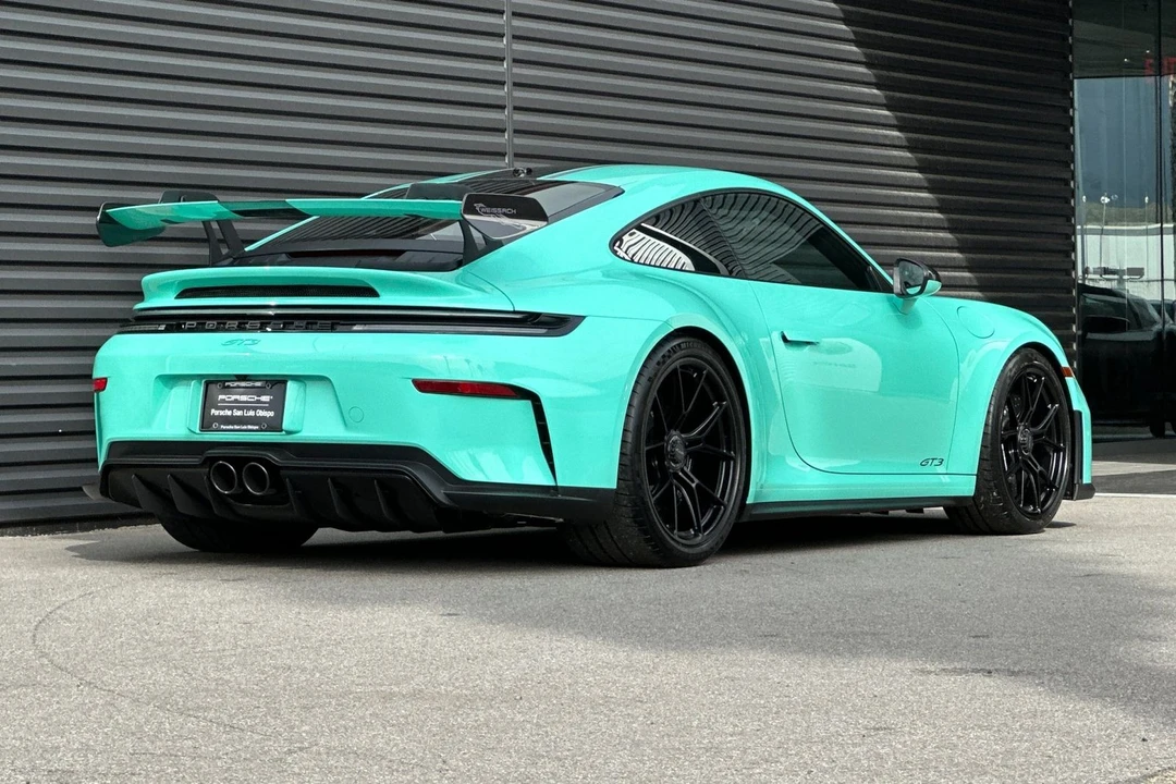 2026 Porsche 992 GT3 - Image 8 of 31