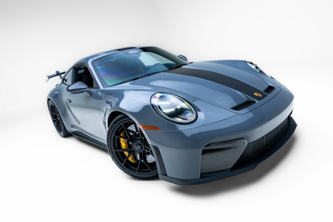 2026 Porsche 992 GT3 - Image 26 of 31