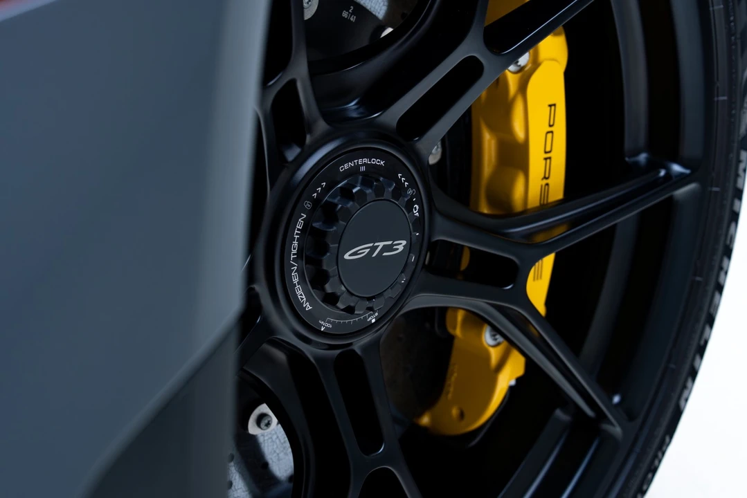 2026 Porsche 992 GT3 - Image 22 of 31