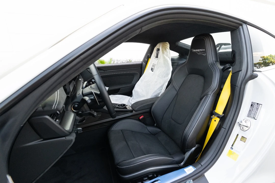2026 Porsche 992 GT3 - Image 7 of 12