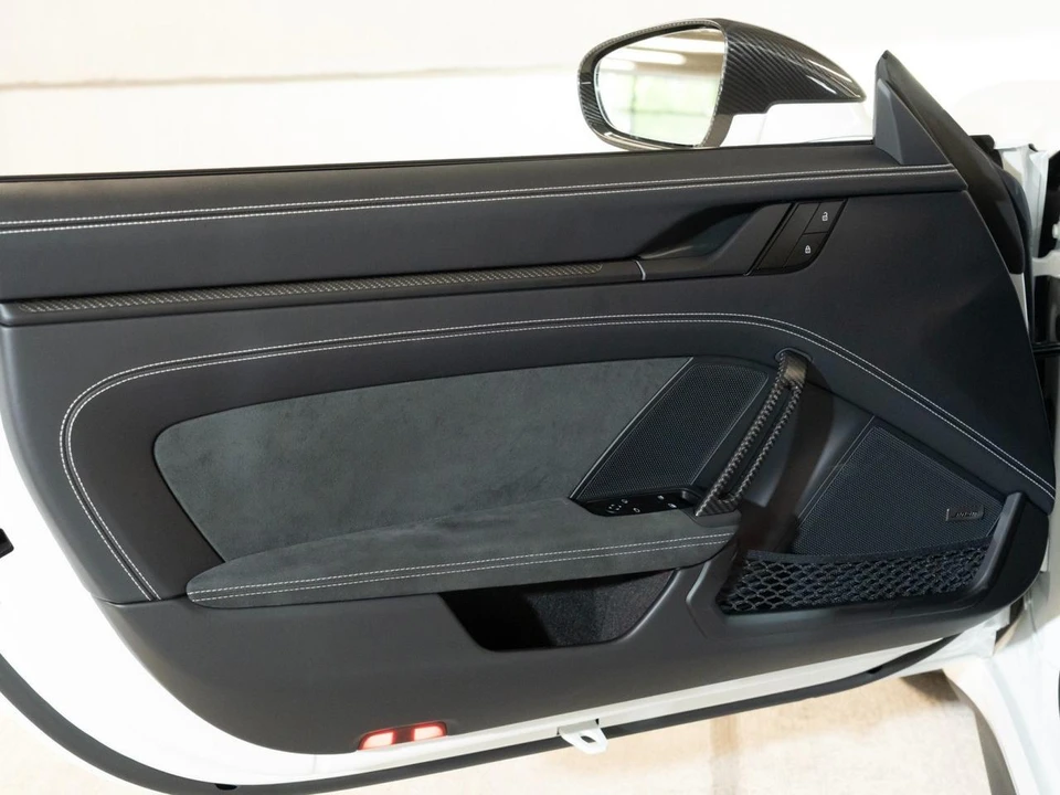 2026 Porsche 992 GT3 - Image 22 of 31