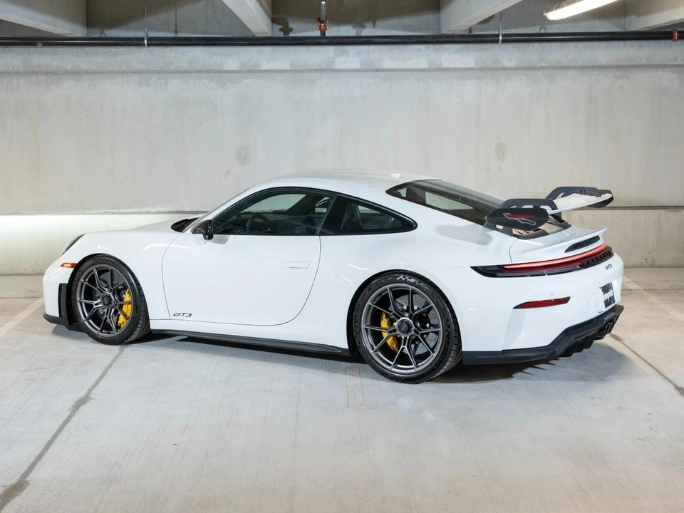 2026 Porsche 992 GT3 - Image 4 of 31