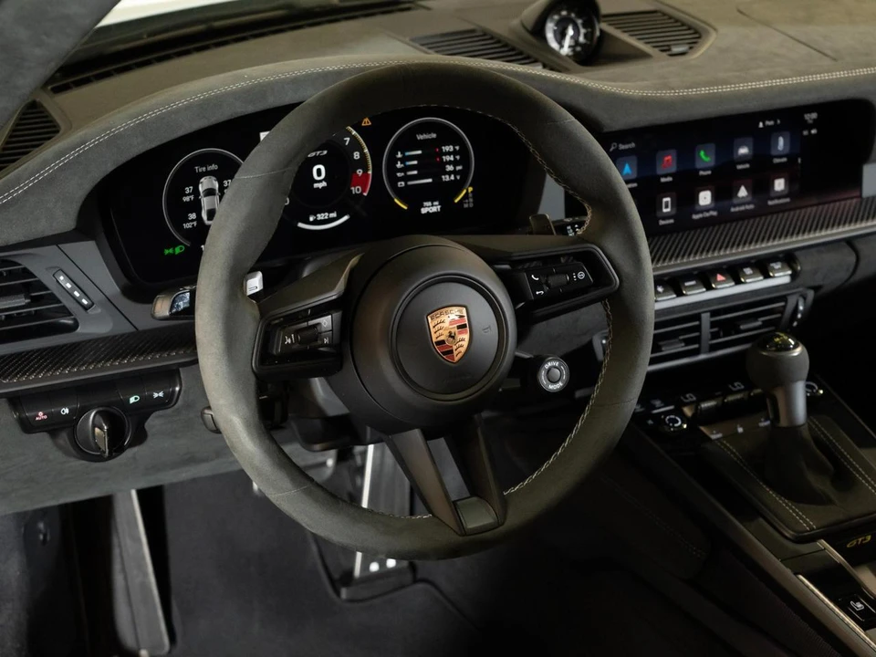 2026 Porsche 992 GT3 - Image 26 of 31