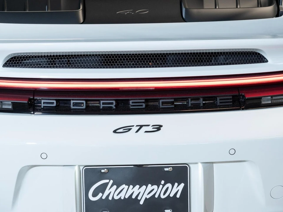 2026 Porsche 992 GT3 - Image 12 of 31