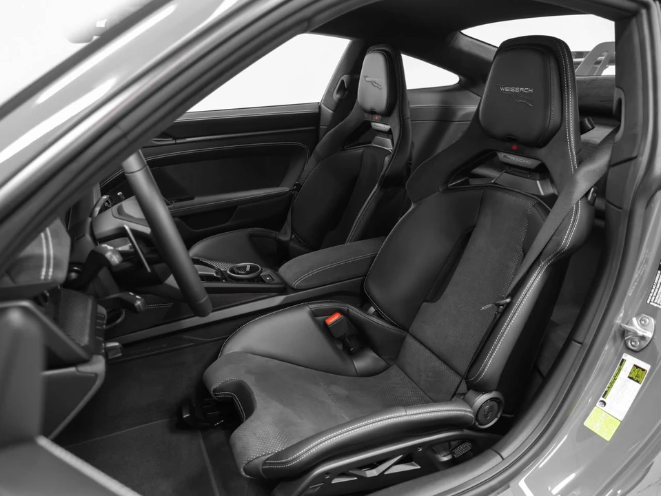 2026 Porsche 992 GT3 - Image 5 of 5