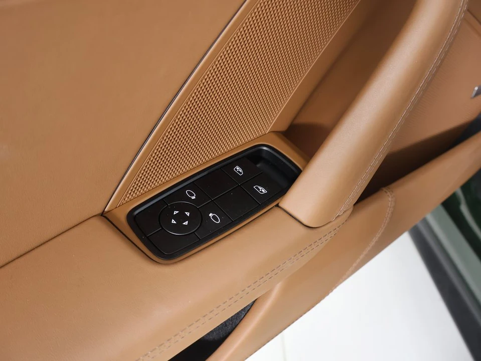 2026 Porsche 992 GT3 - Image 13 of 31