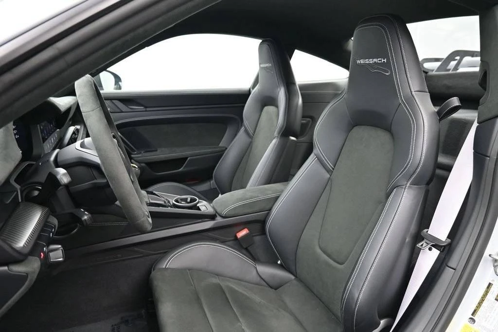 2026 Porsche 992 GT3 - Image 5 of 5