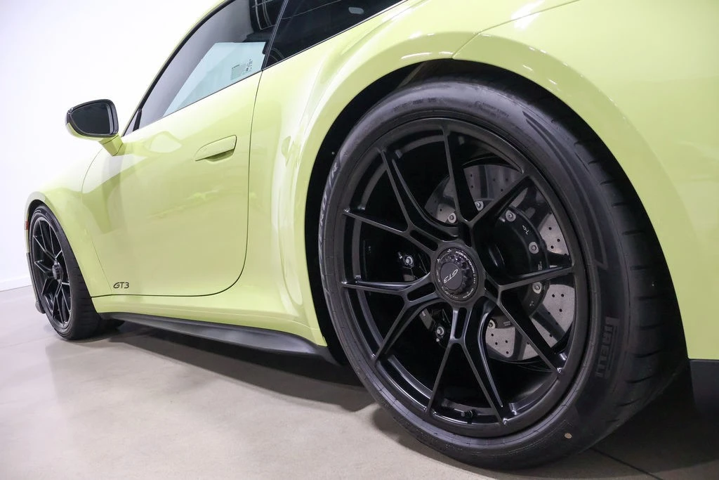 2026 Porsche 992 GT3 - Image 19 of 24