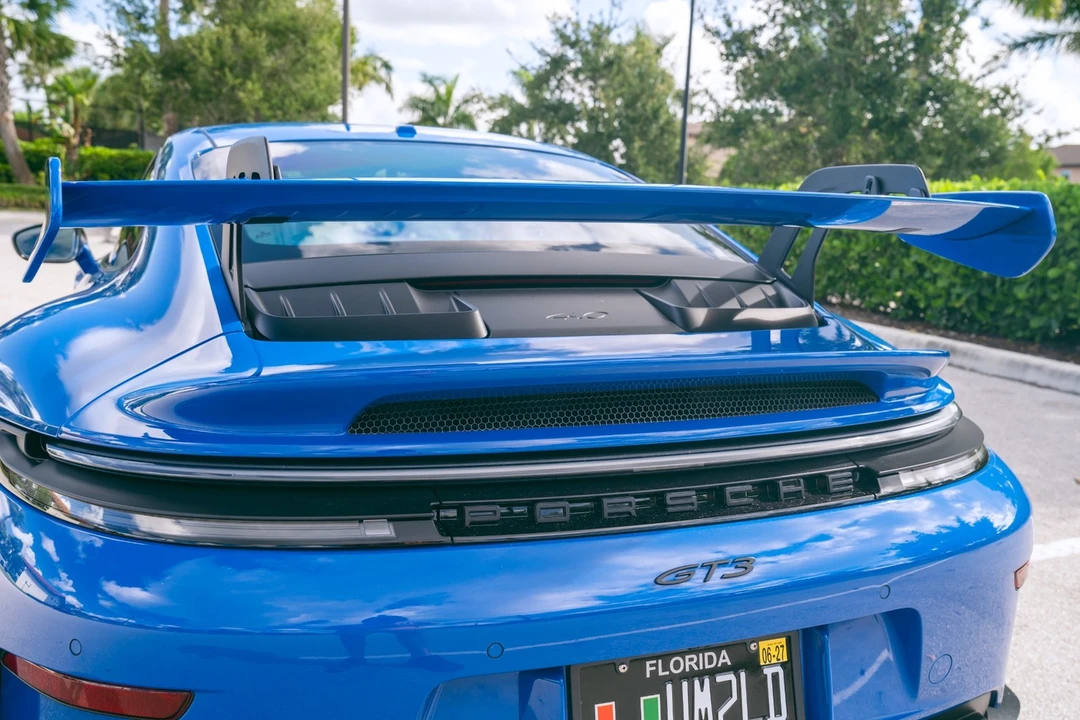 2026 Porsche - Image 12 of 31