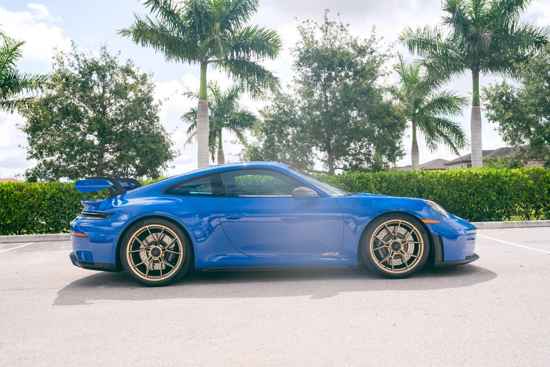 2026 Porsche - Image 15 of 31