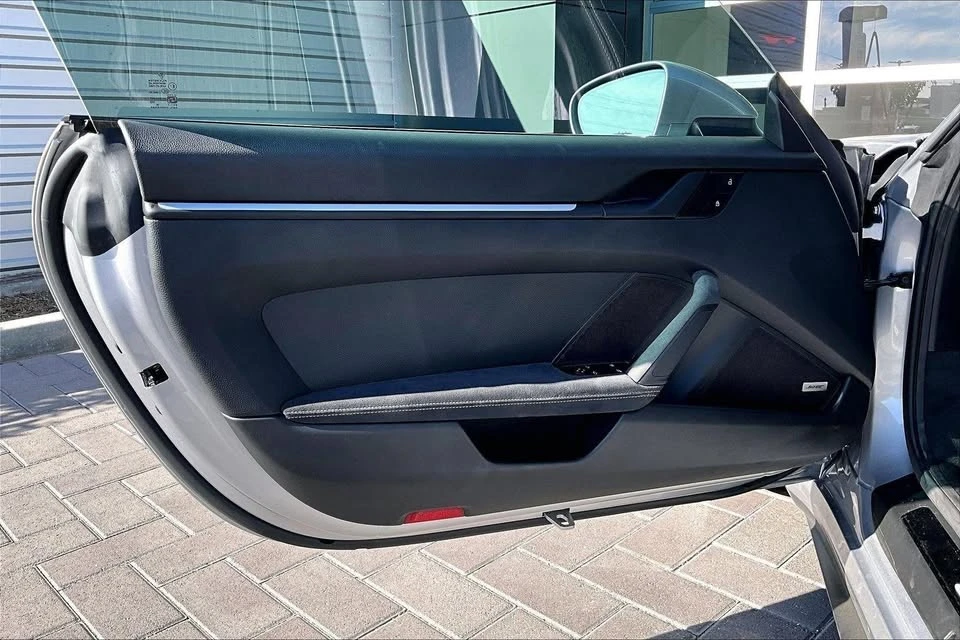 2026 Porsche 992 GT3 - Image 16 of 17