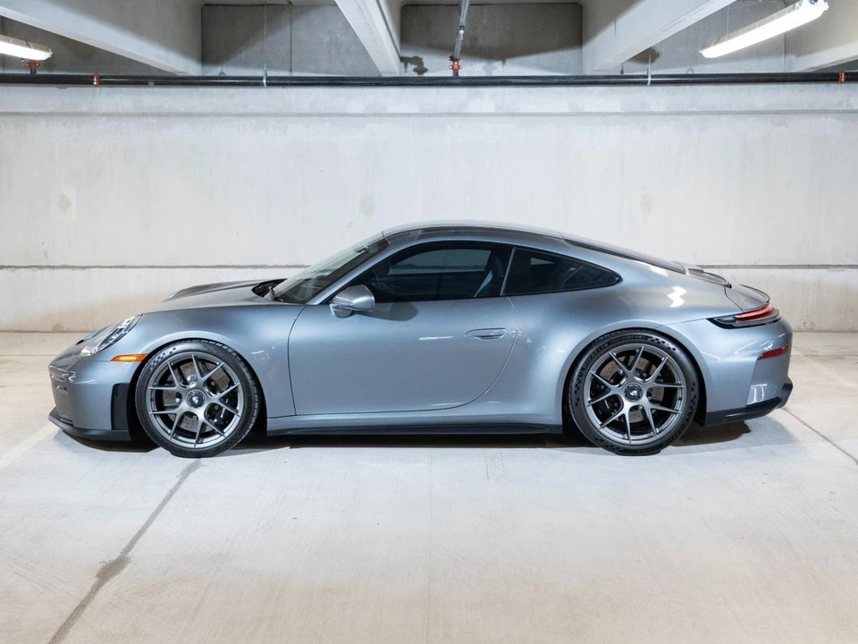 2026 Porsche 911 - Image 3 of 27