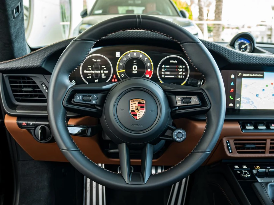 2026 Porsche 992 GT3 Touring - Image 19 of 31