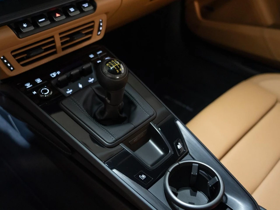 2026 Porsche 992 GT3 Touring - Image 23 of 28