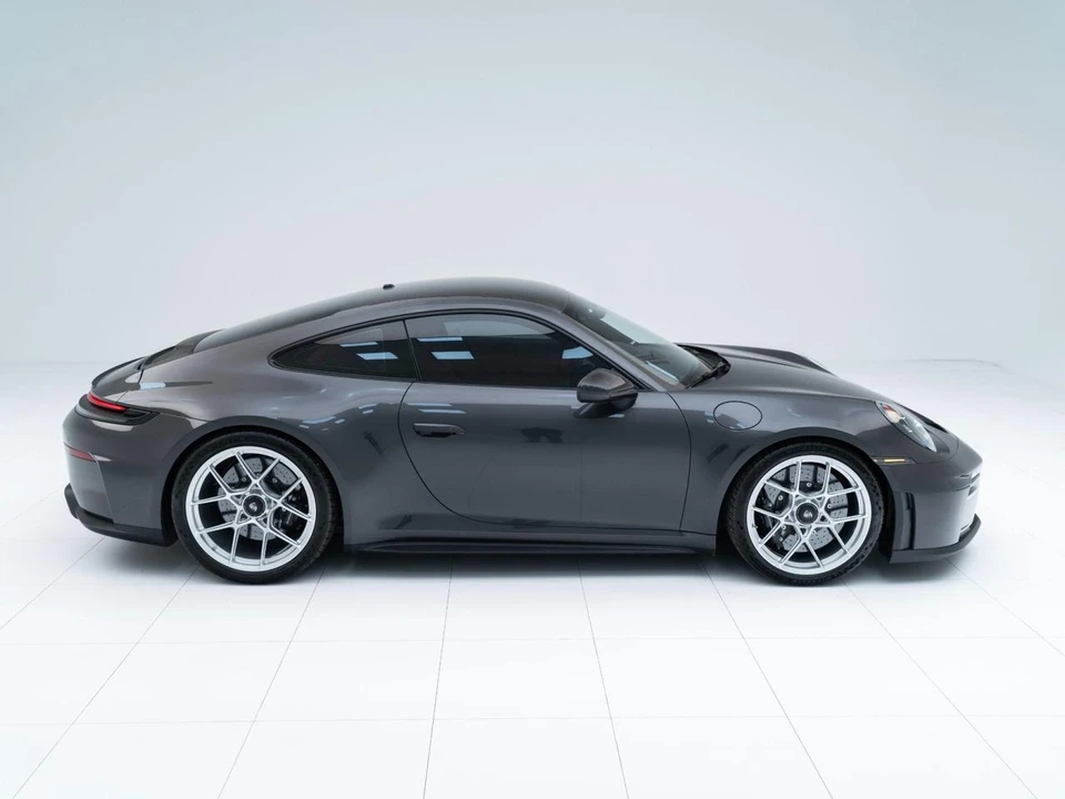 2026 Porsche 992 GT3 - Image 9 of 31