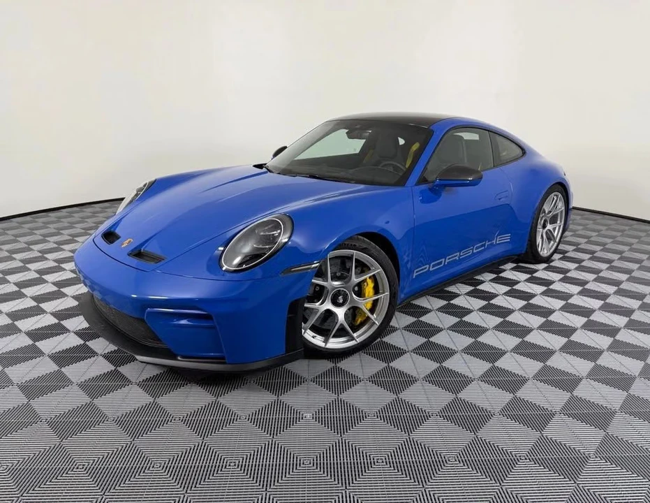 2026 Porsche 992 GT3 Touring - Image 4 of 31