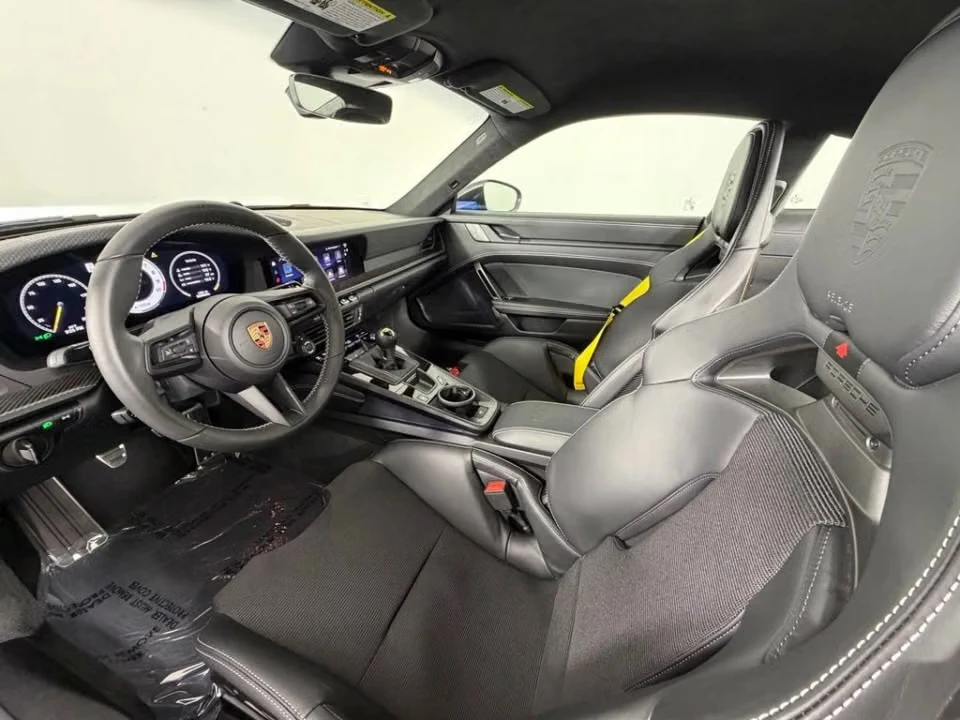 2026 Porsche 992 GT3 Touring - Image 27 of 31