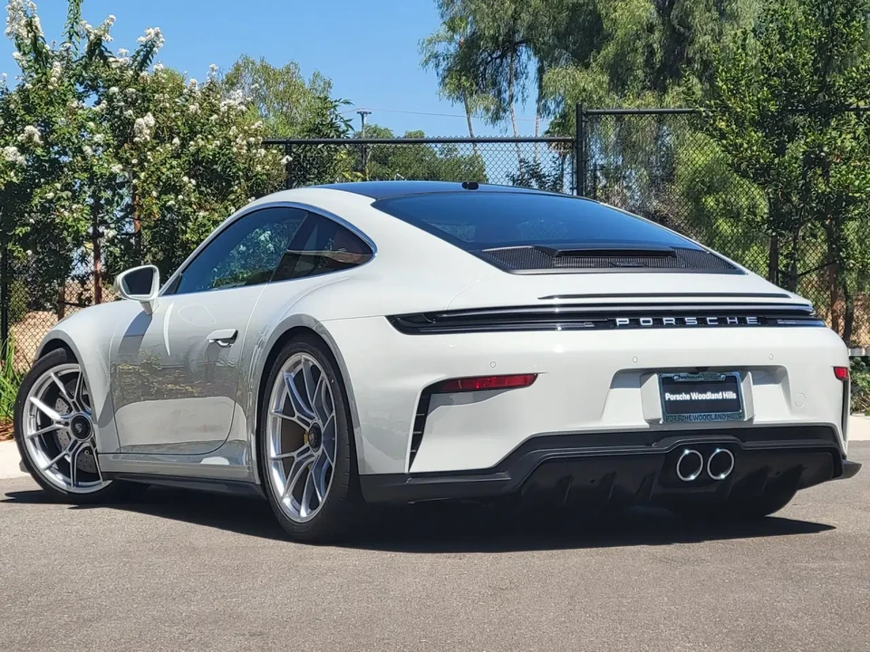 2026 Porsche 992 GT3 Touring - Image 16 of 31