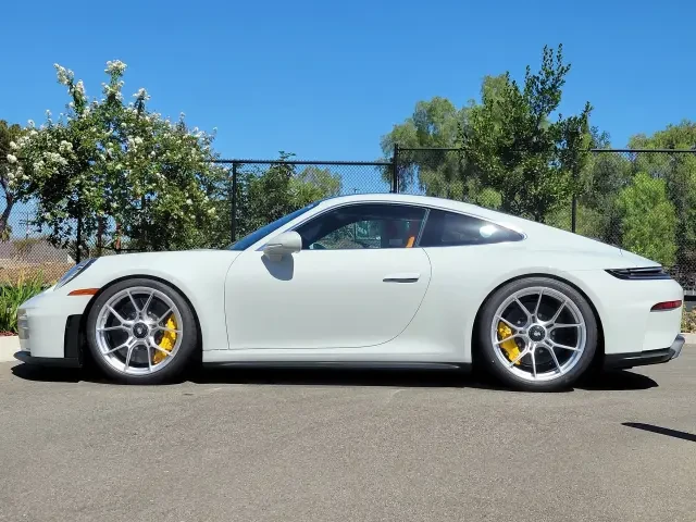 2026 Porsche 992 GT3 Touring - Image 22 of 31