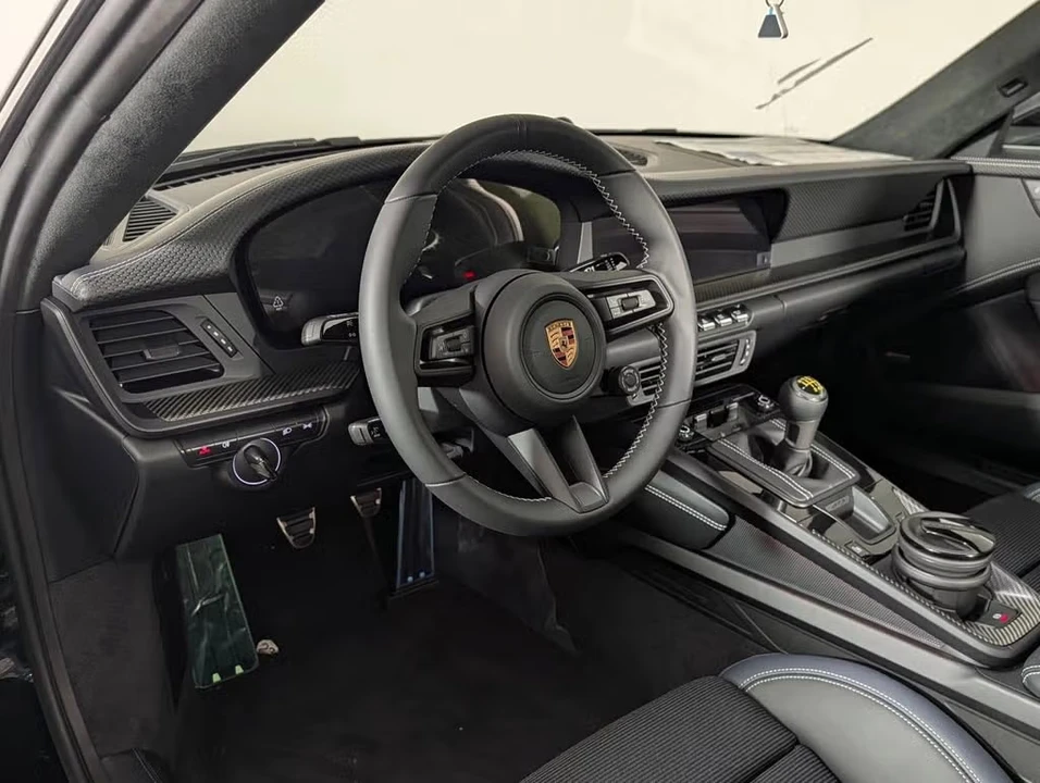 2026 Porsche 992 GT3 Touring - Image 28 of 31
