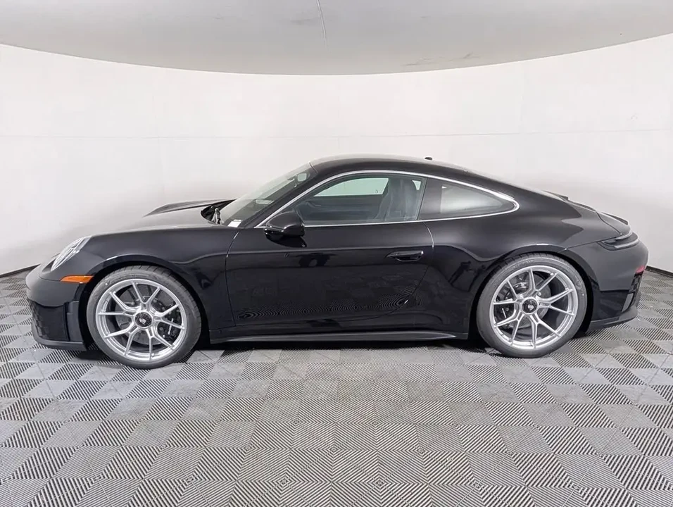 2026 Porsche 992 GT3 Touring - Image 16 of 31