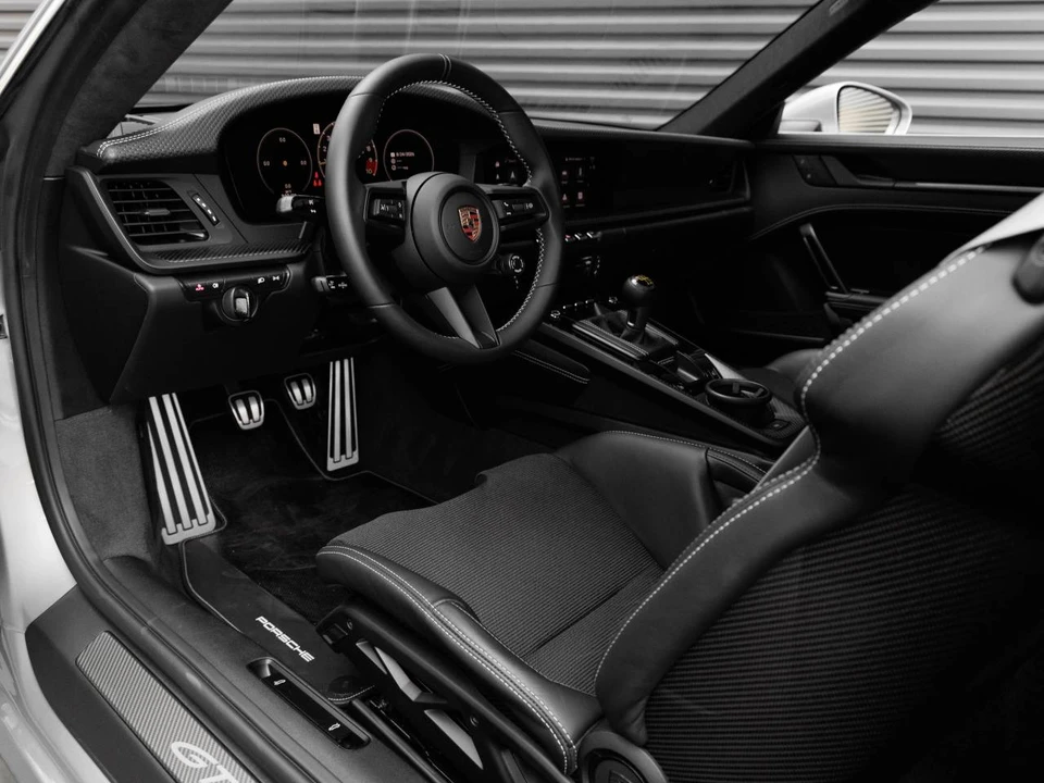2026 Porsche 992 GT3 Touring - Image 4 of 4