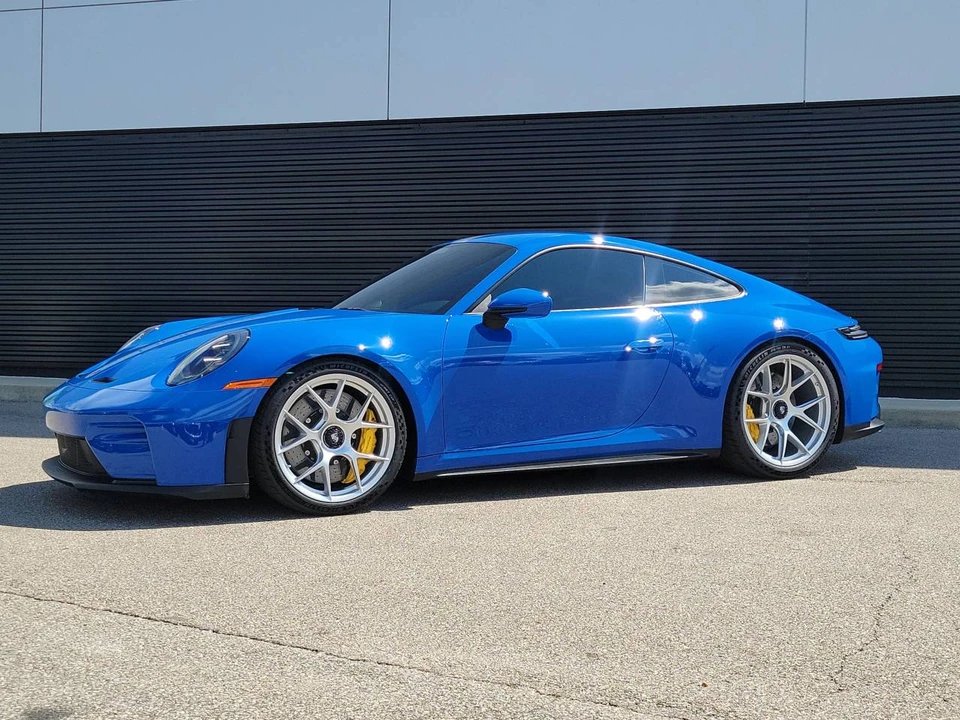 2026 Porsche 992 GT3 Touring - Image 2 of 5