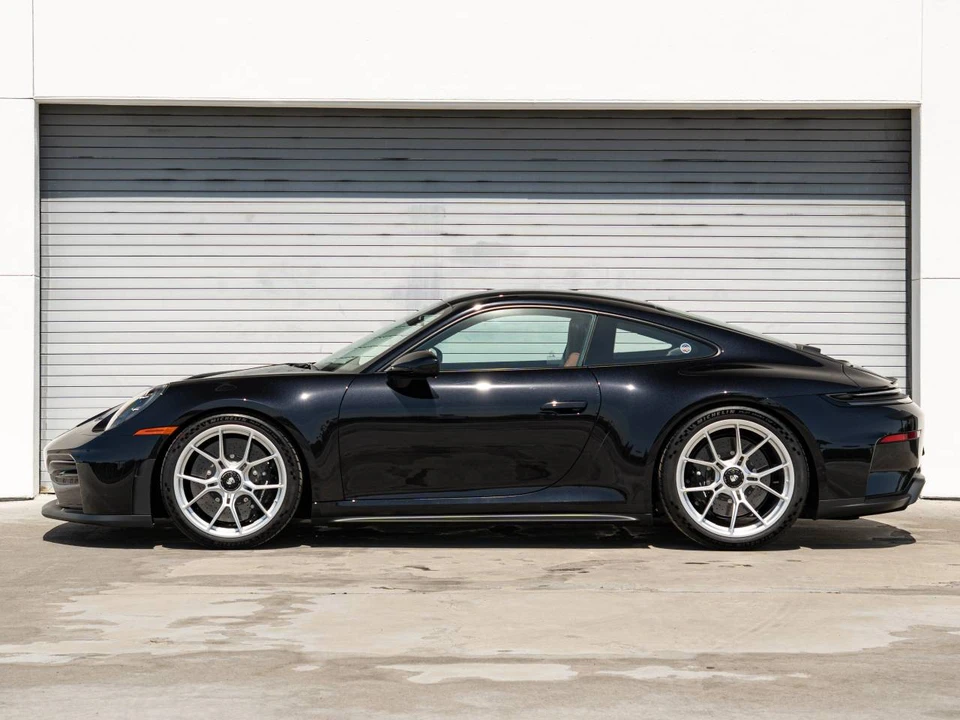 2026 Porsche 992 GT3 Touring - Image 2 of 4