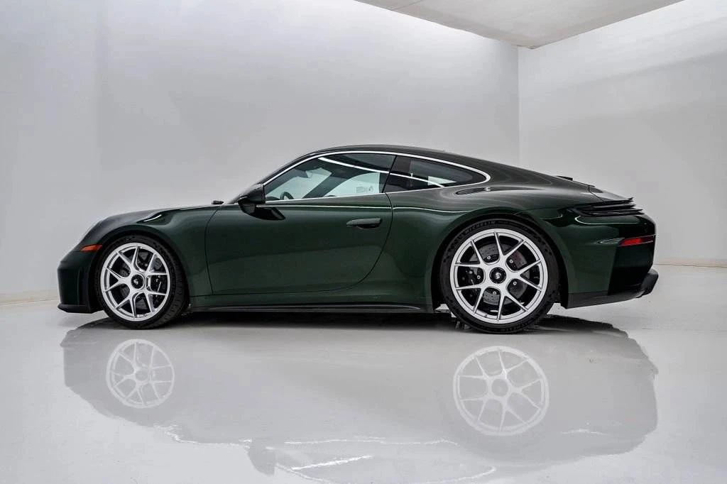 2026 Porsche 992 GT3 Touring - Image 2 of 4