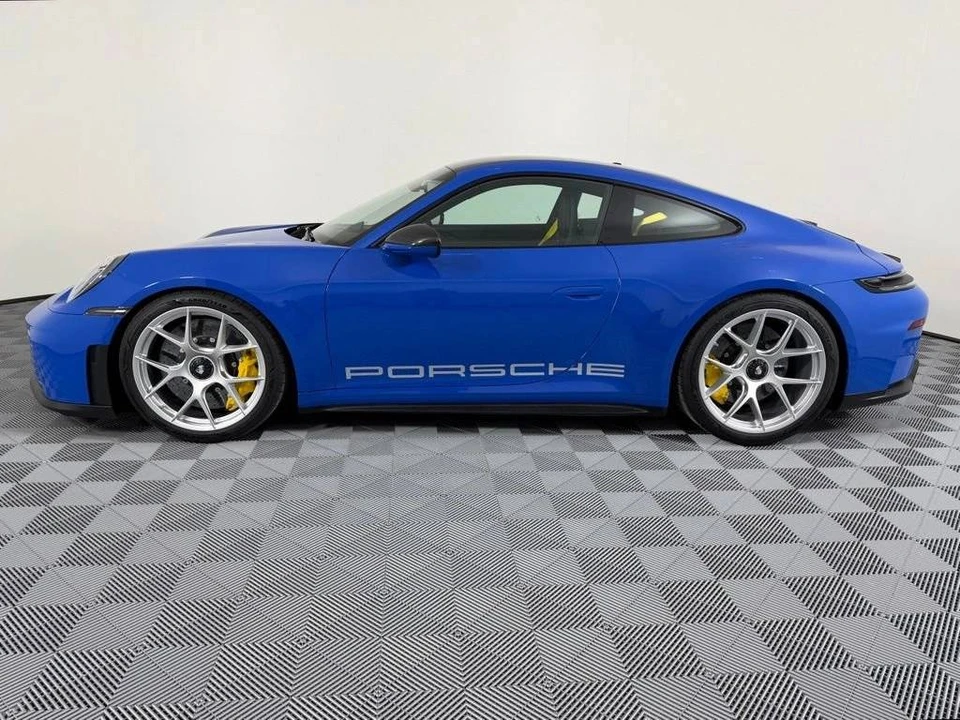 2026 Porsche 992 GT3 Touring - Image 2 of 4