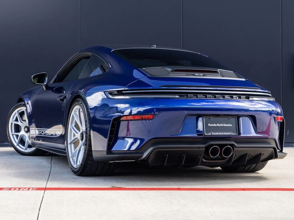 2026 Porsche 911 - Image 3 of 31