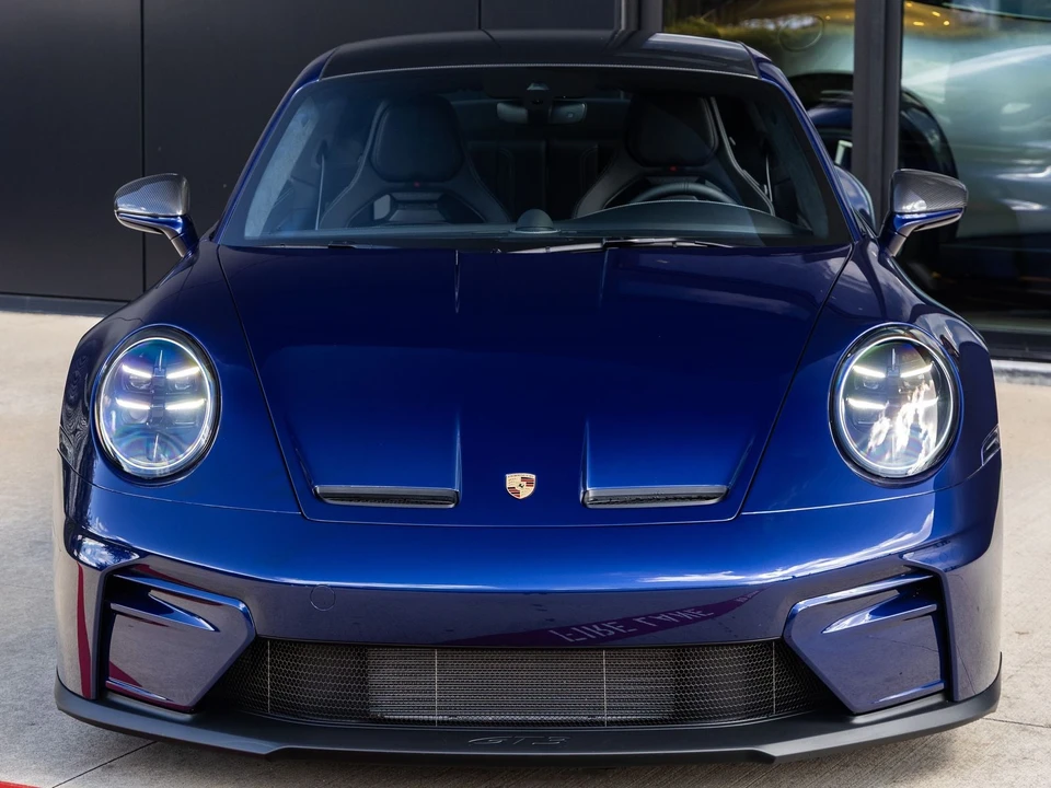 2026 Porsche 911 - Image 8 of 31