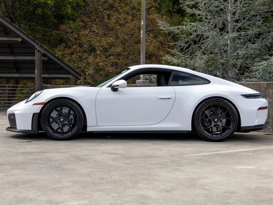 2026 Porsche 992 GT3 Touring - Image 2 of 5