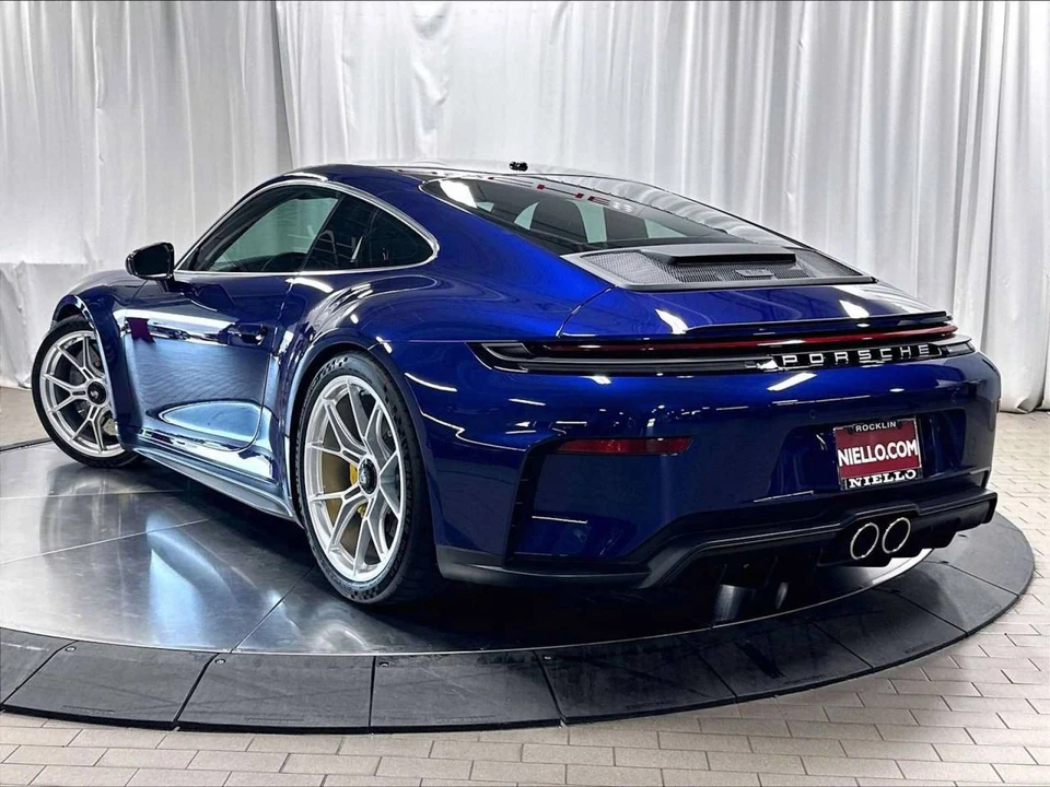2026 Porsche 992 GT3 Touring - Image 3 of 5