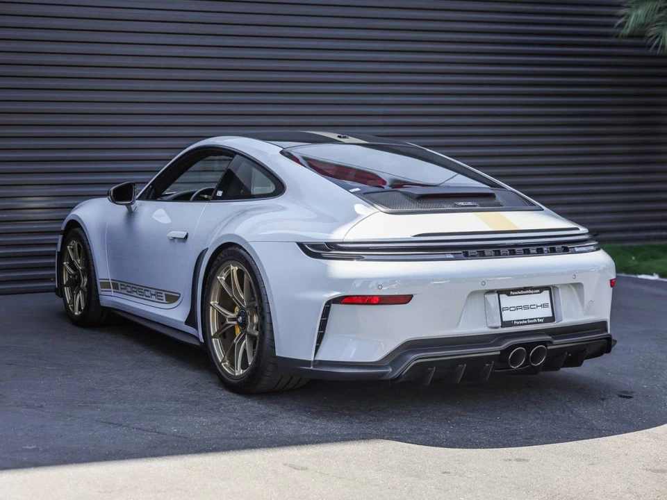 2026 Porsche 992 GT3 Touring - Image 3 of 5
