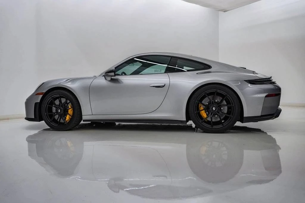 2026 Porsche 992 GT3 Touring - Image 2 of 4