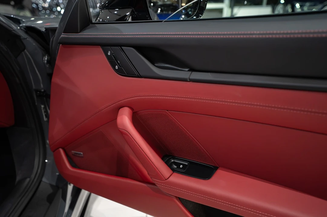 2026 Porsche 992 Carrera GTS - Image 27 of 31