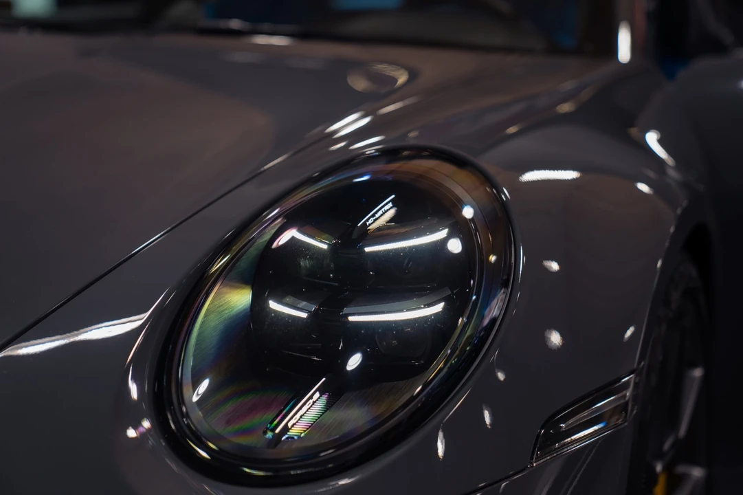 2026 Porsche 992 Carrera - Image 16 of 31