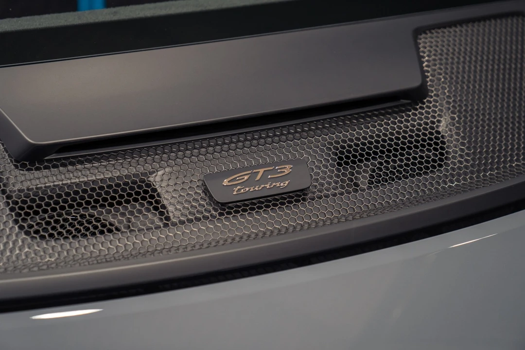 2026 Porsche 992 Carrera - Image 27 of 31