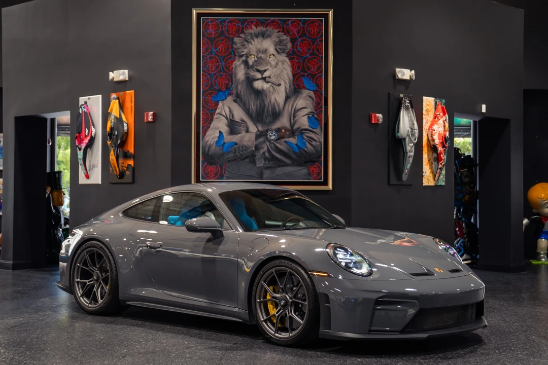 2026 Porsche 992 Carrera - Image 6 of 31